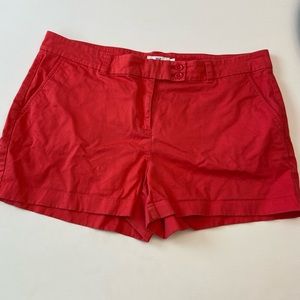 Vineyard vines short
